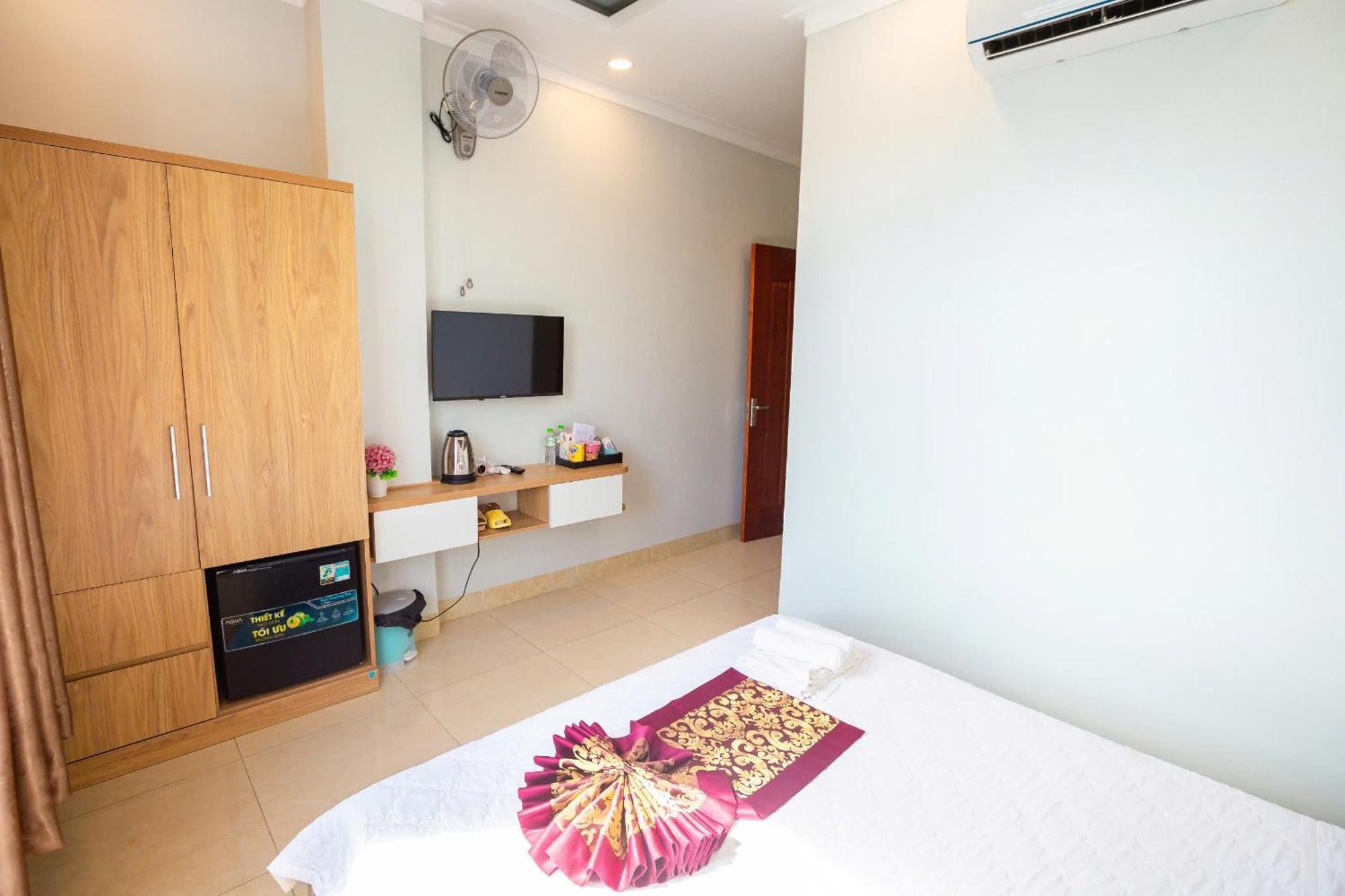Chau Gia Hotel Vinh Hy Bagian luar foto