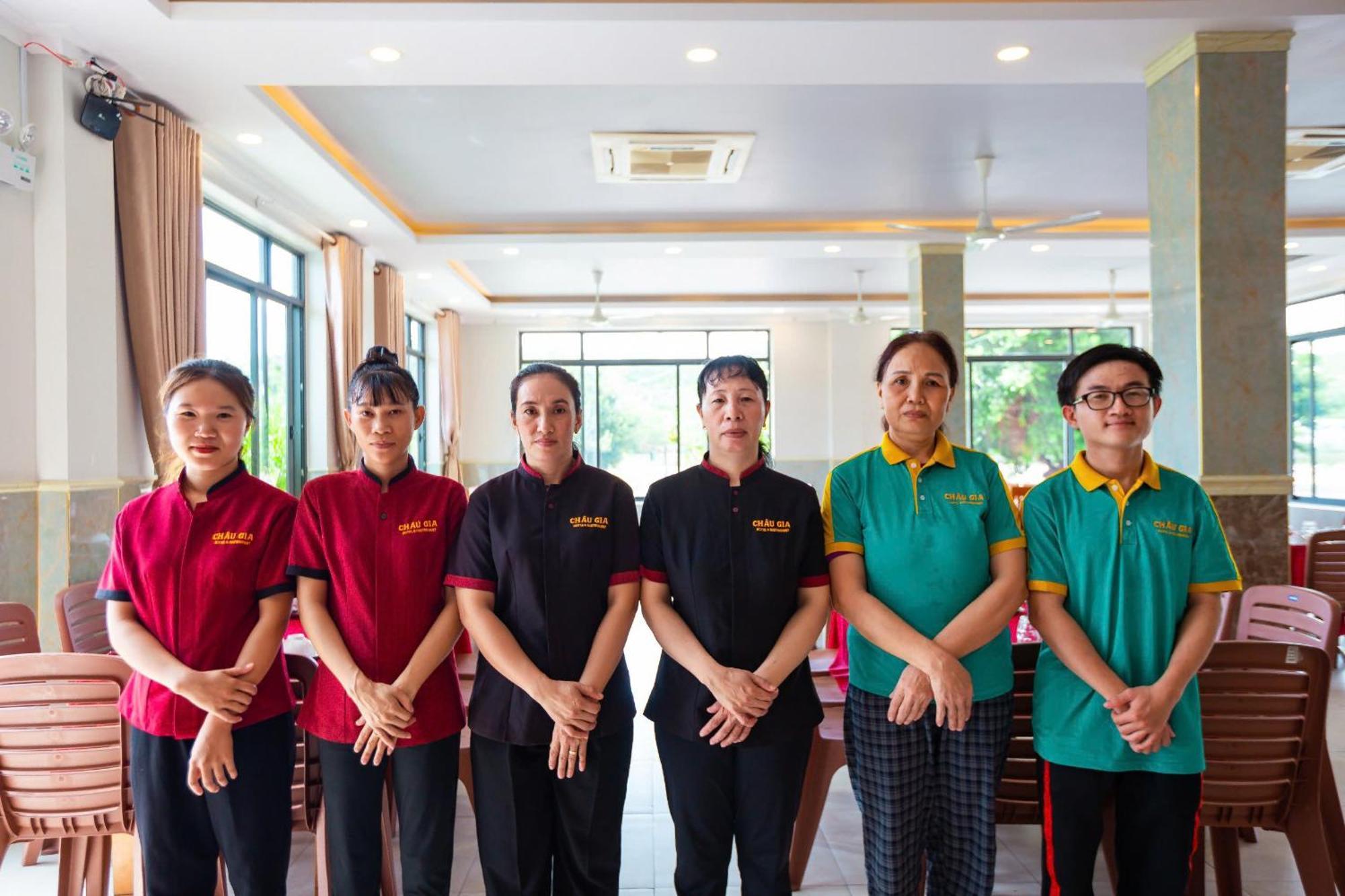 Chau Gia Hotel Vinh Hy Bagian luar foto