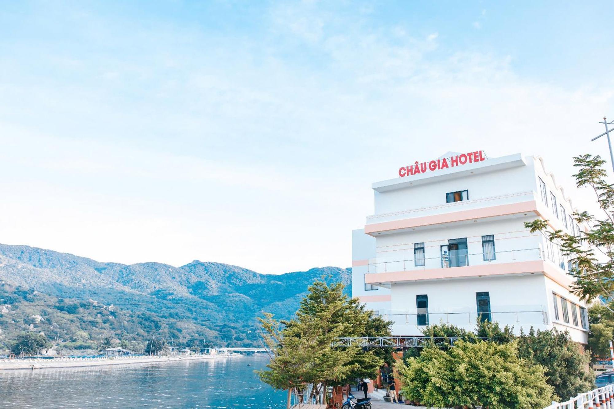 Chau Gia Hotel Vinh Hy Bagian luar foto